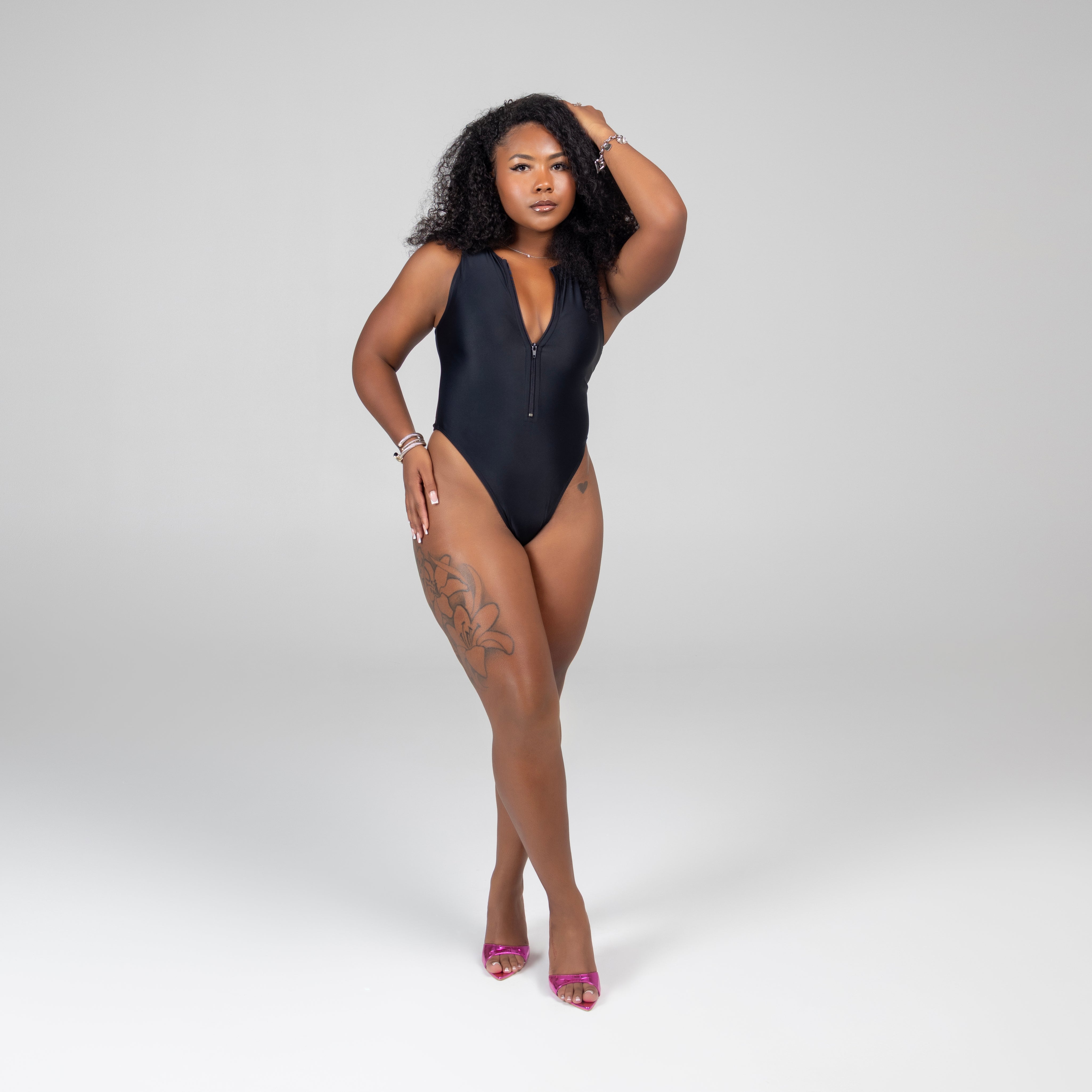 ARI ONE PIECE