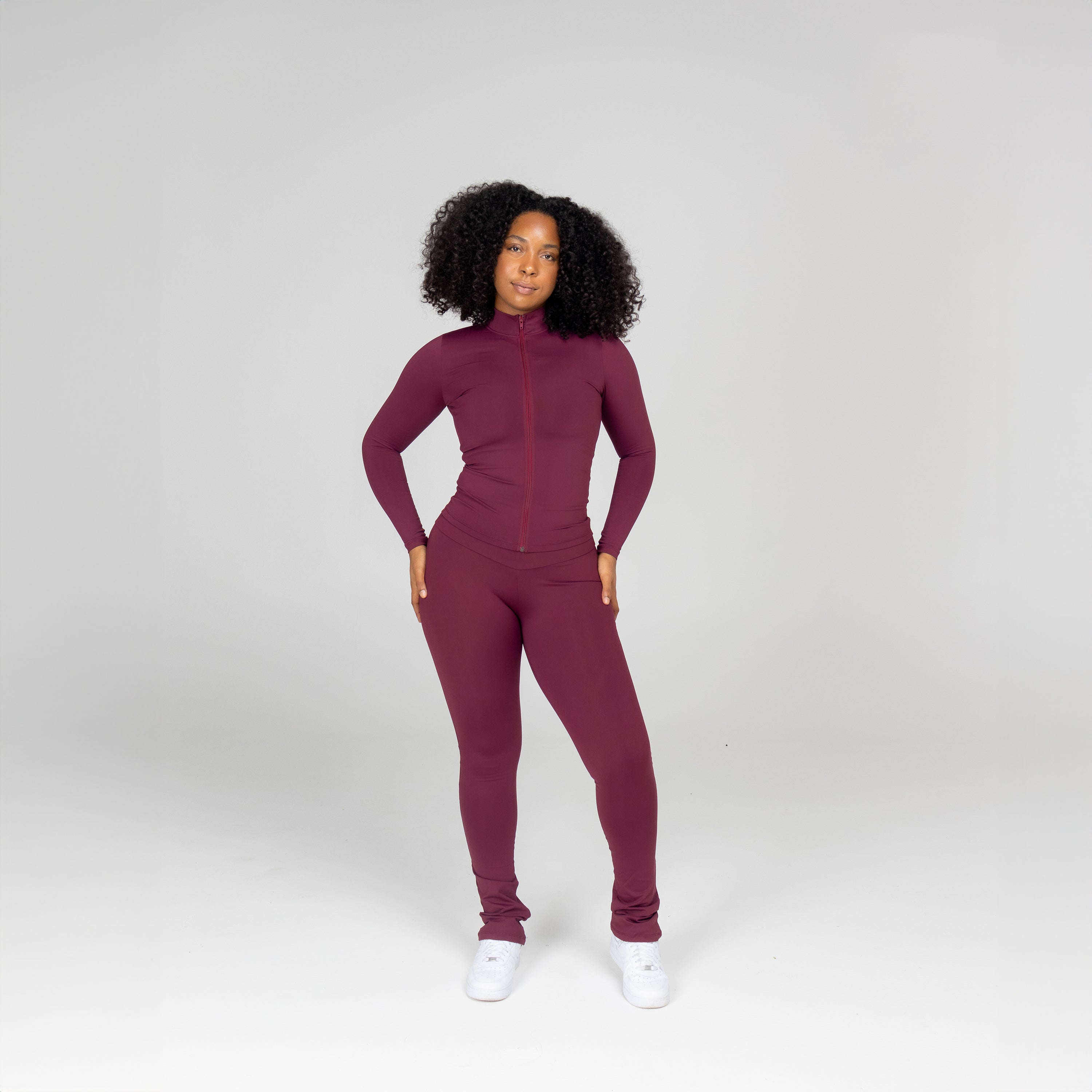 LIFESTYLE HIP ZIP WINE