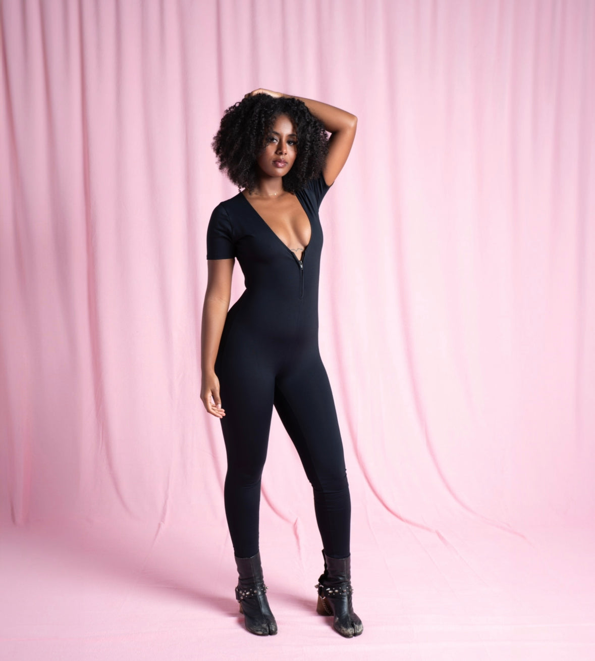 Gigi Bodysuit - Black – LINGER Boutique, LLC