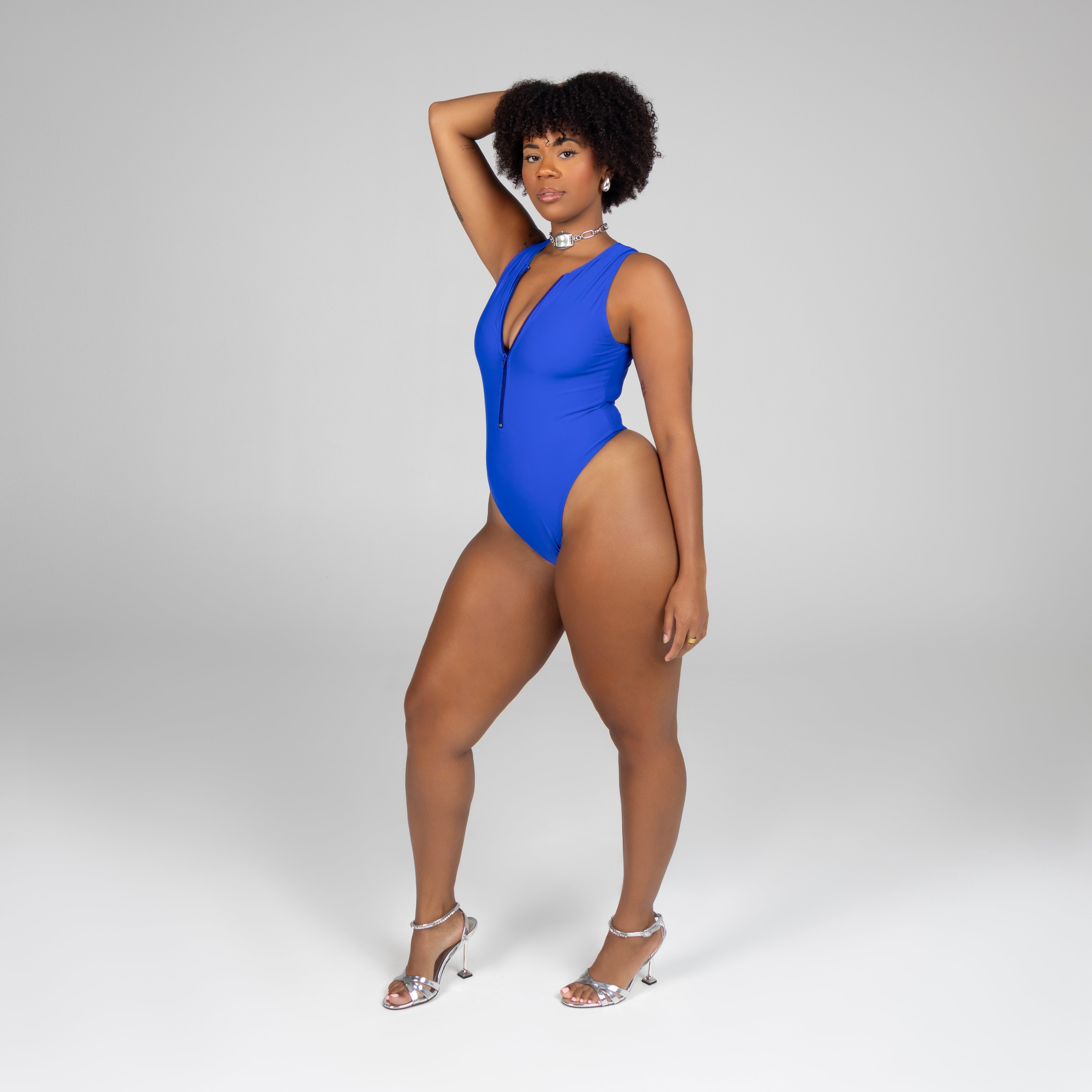 ARI ONE PIECE