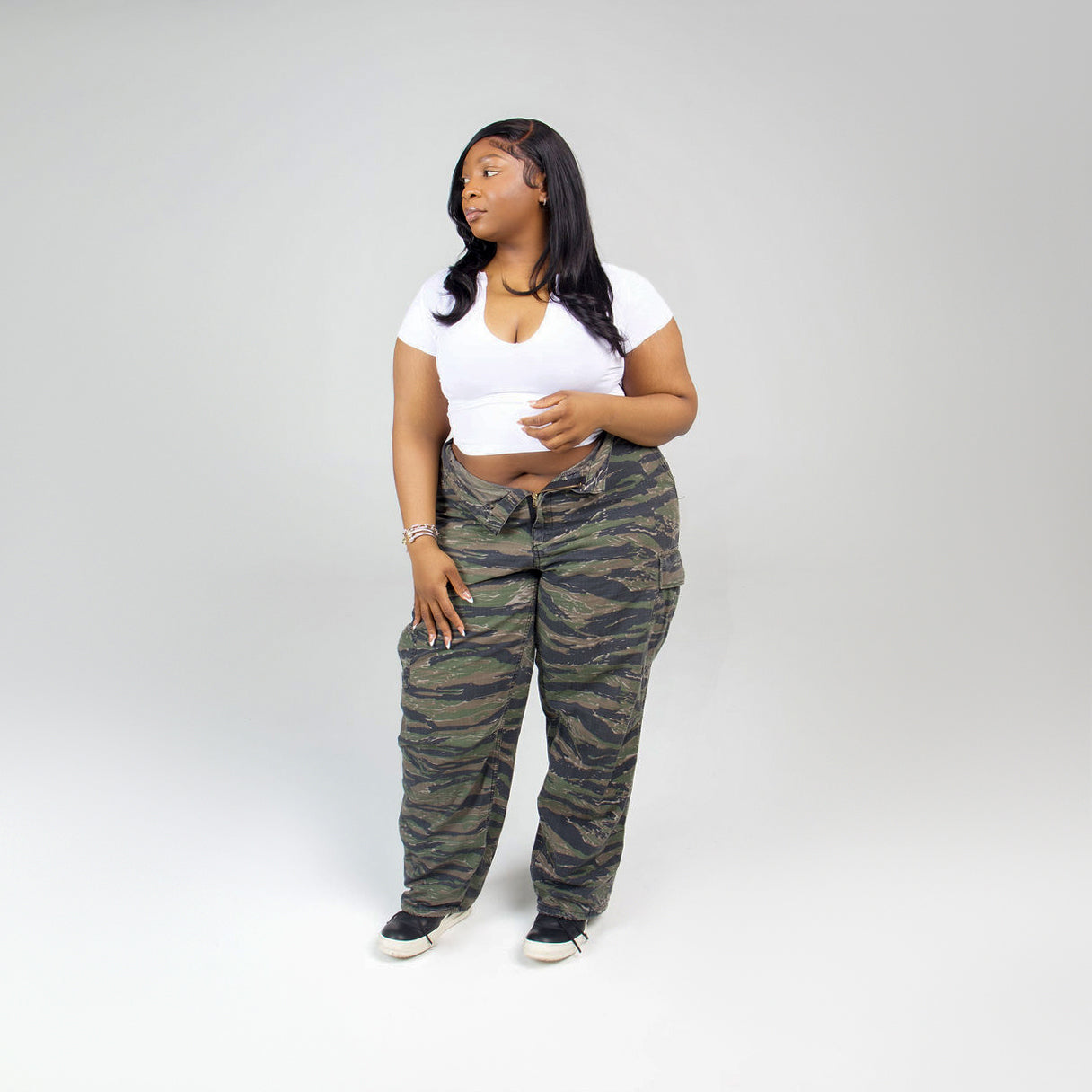 NOTCH TEE