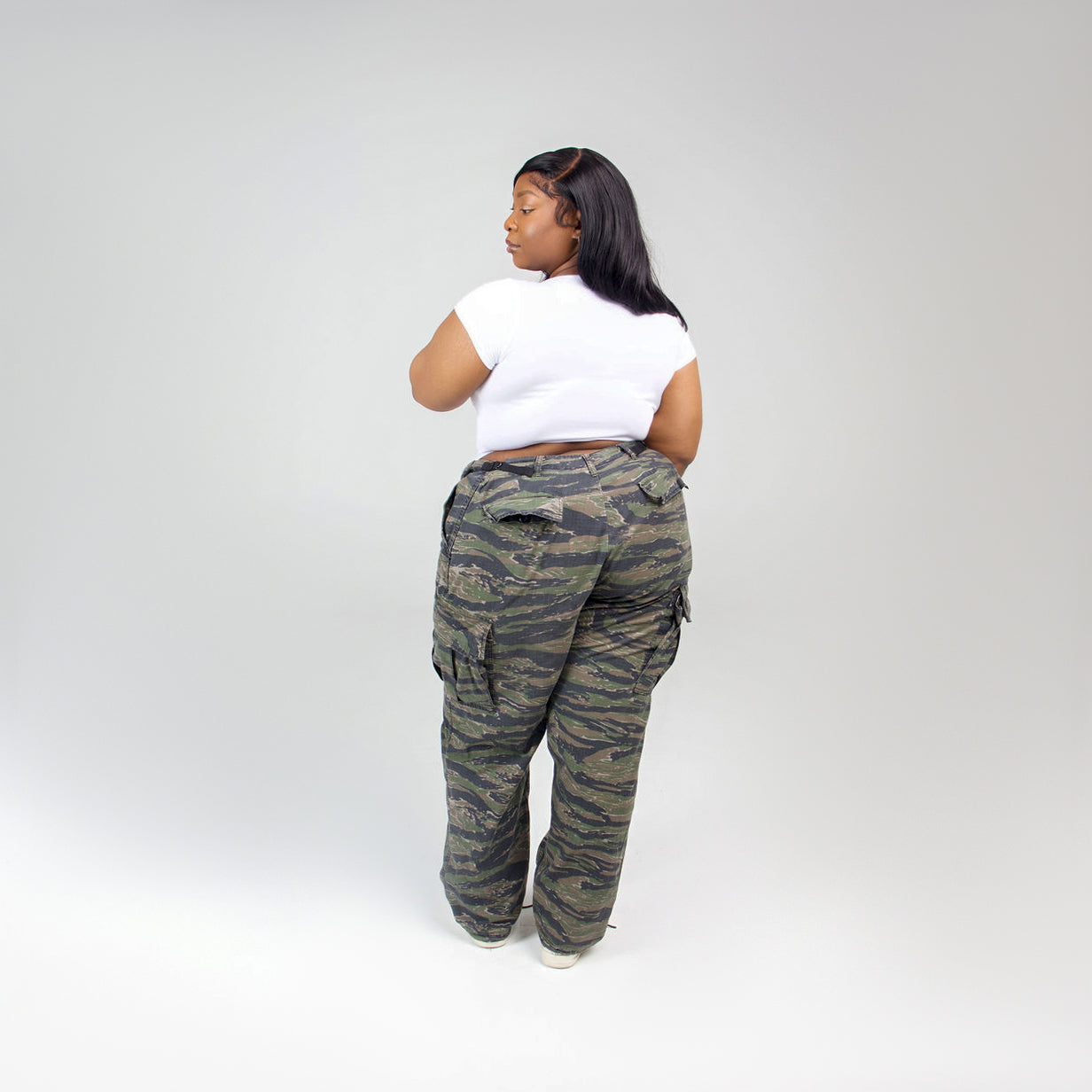 NOTCH TEE