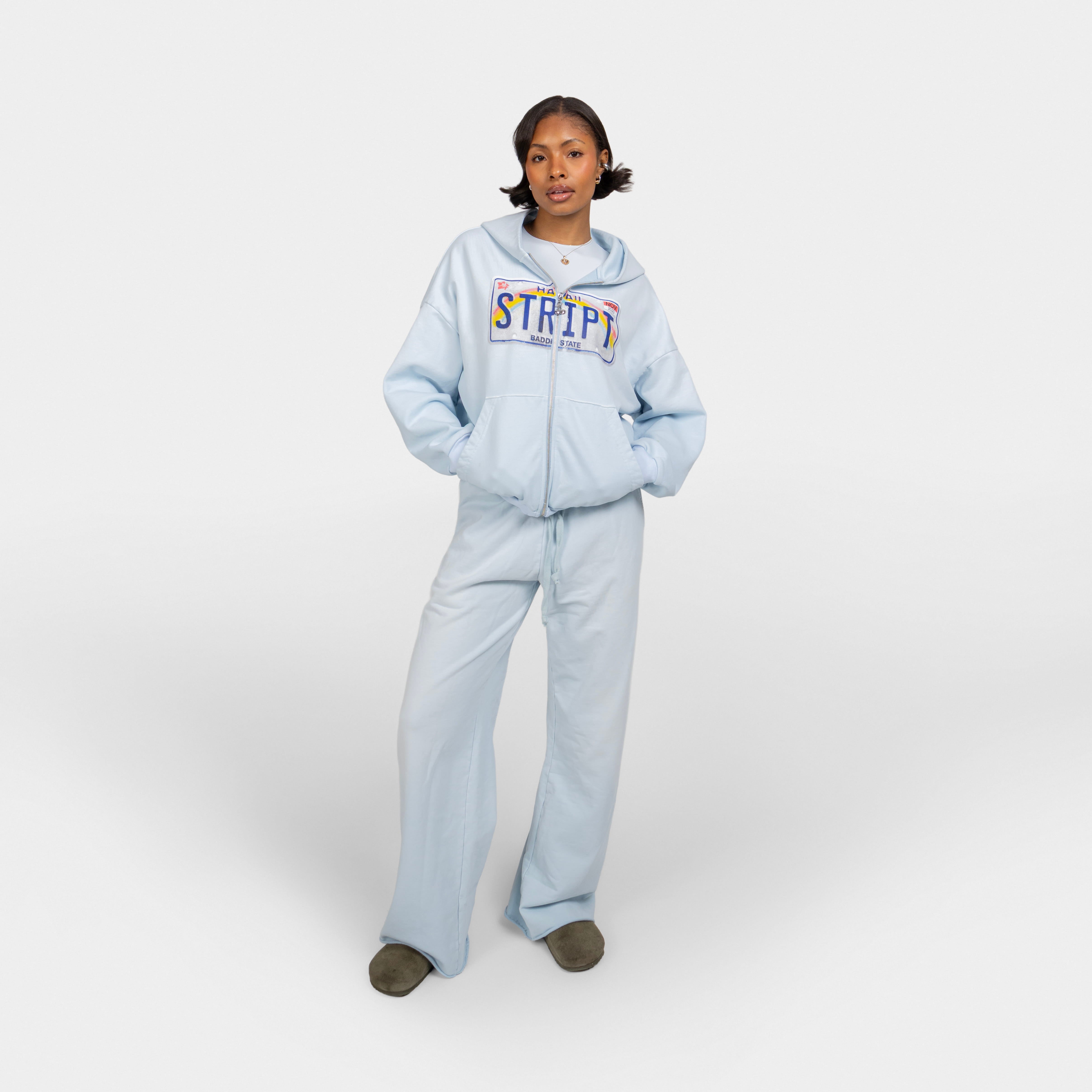 COZY FLARE SWEATS-thumbmail-71