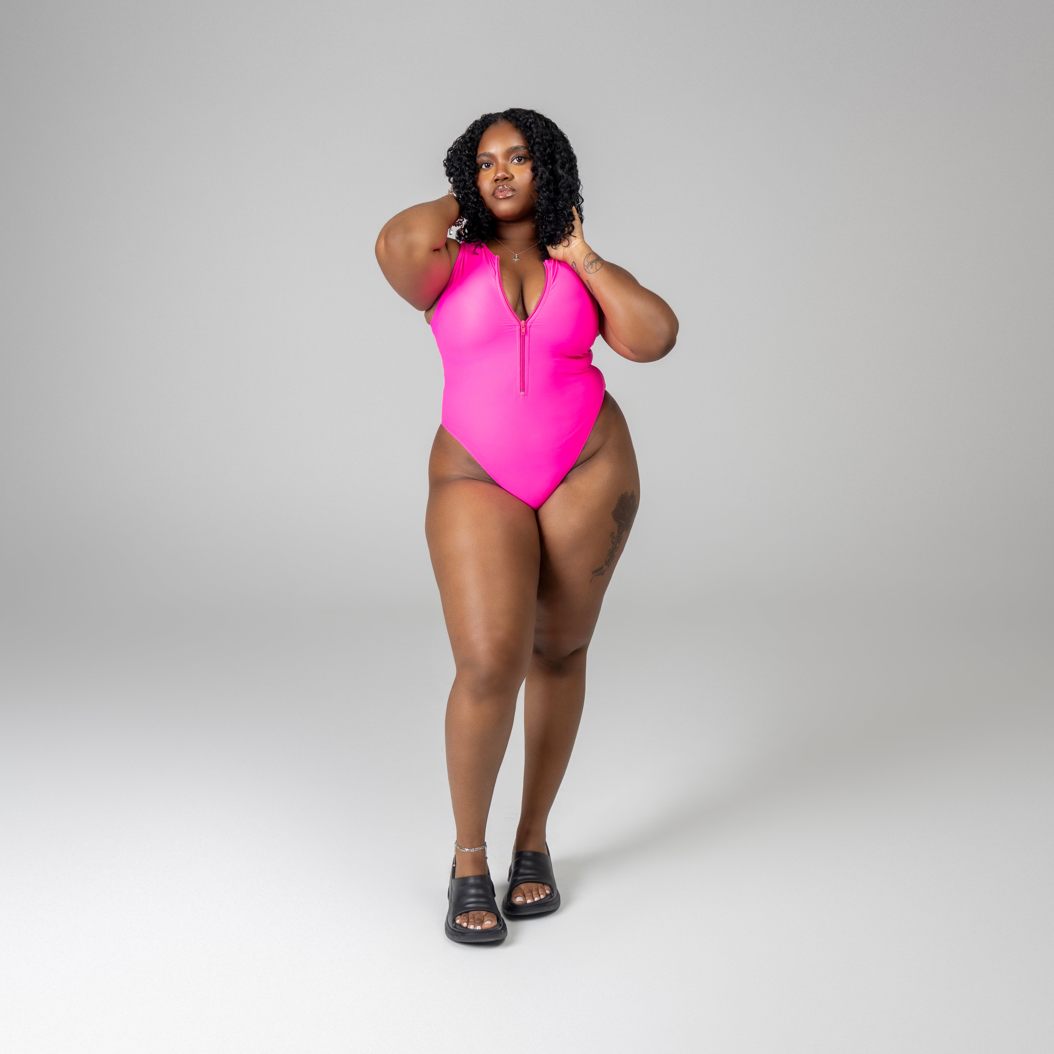 ARI ONE PIECE