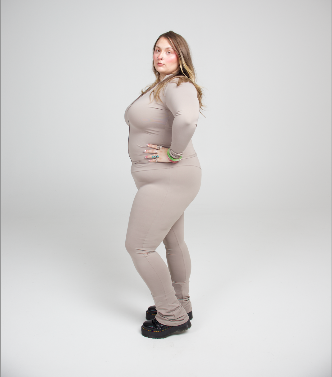 SIGNATURE STACKED LEGGING