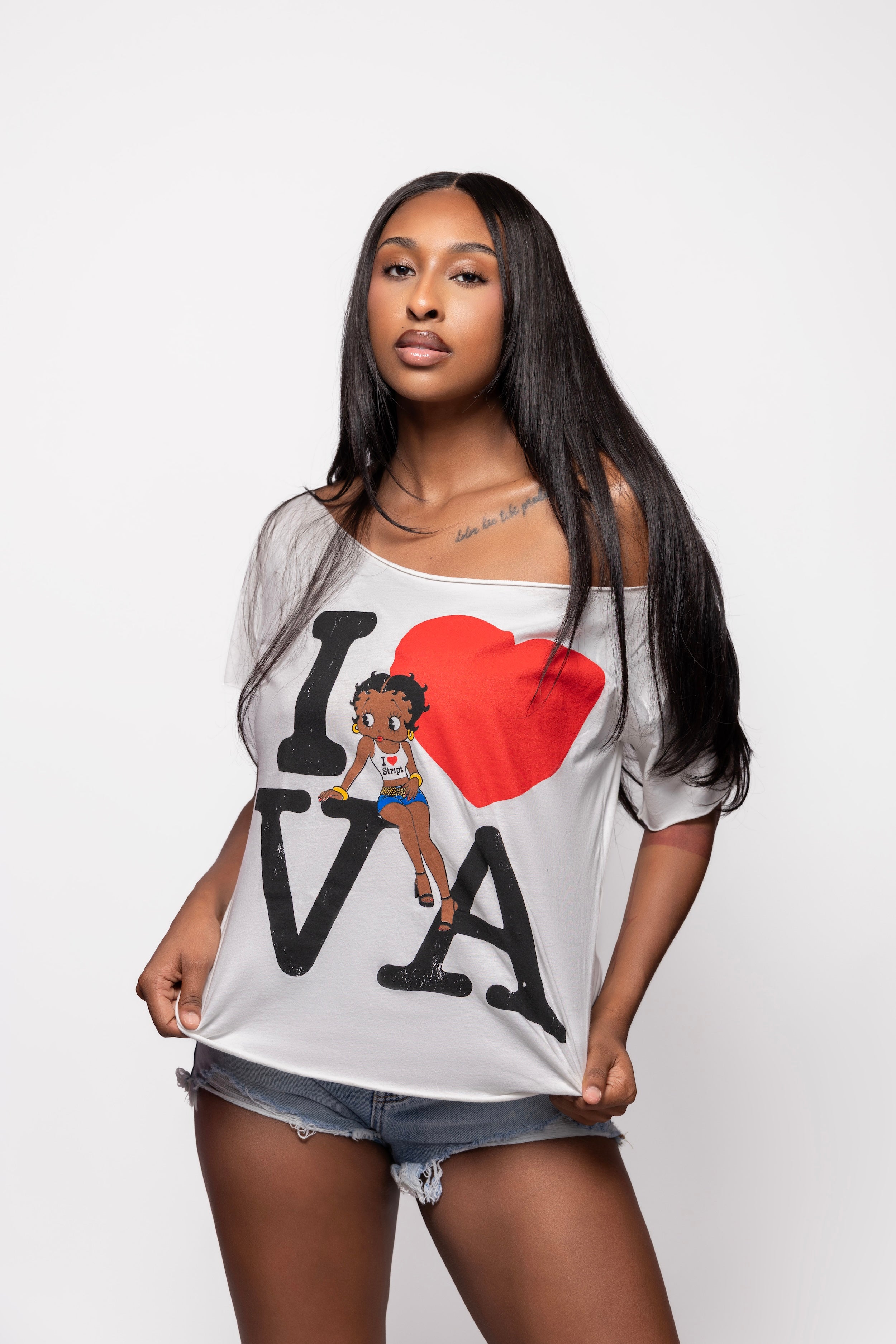 I <3 VA OFF SHOULDER TEE