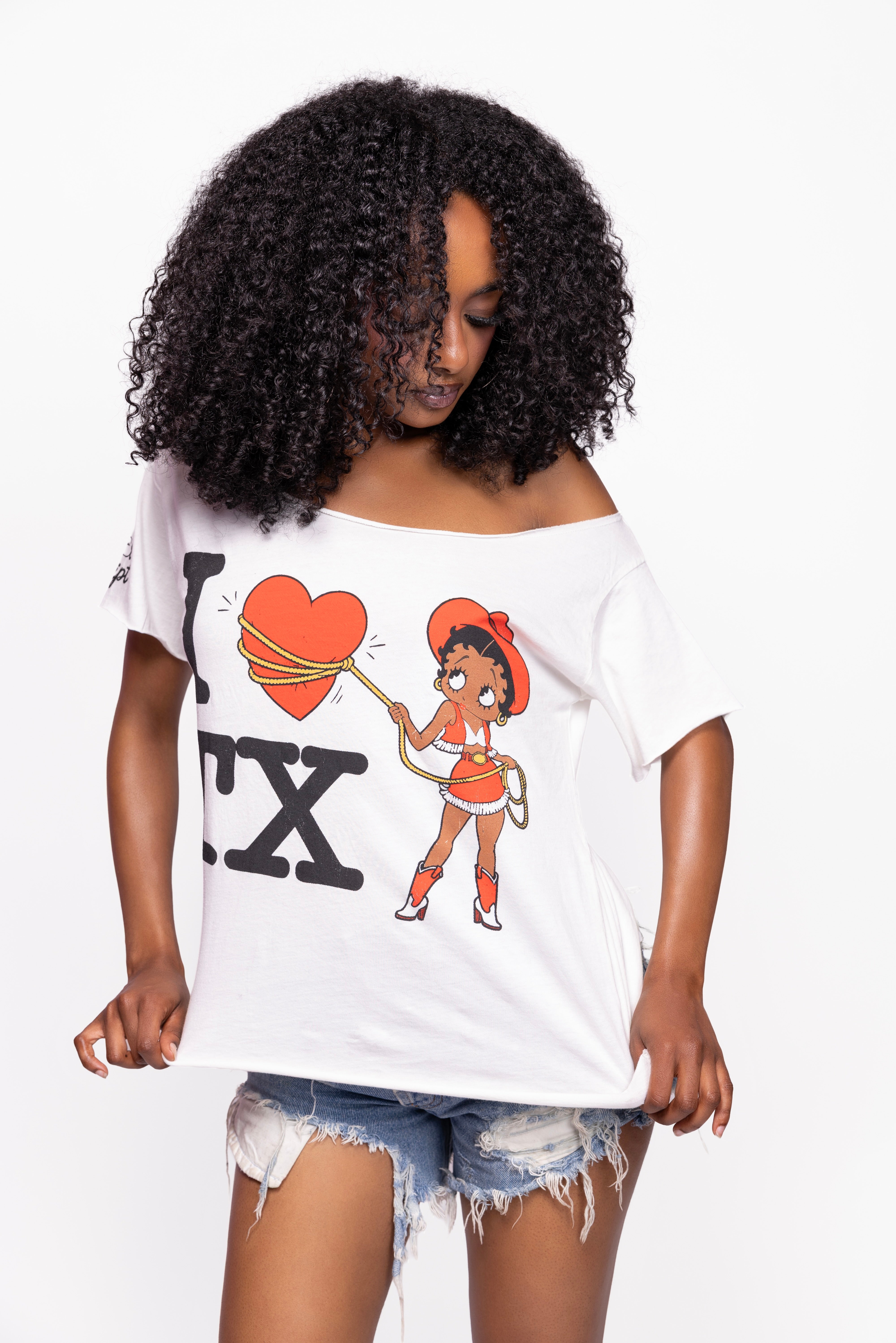 I <3 TX OFF SHOULDER TEE