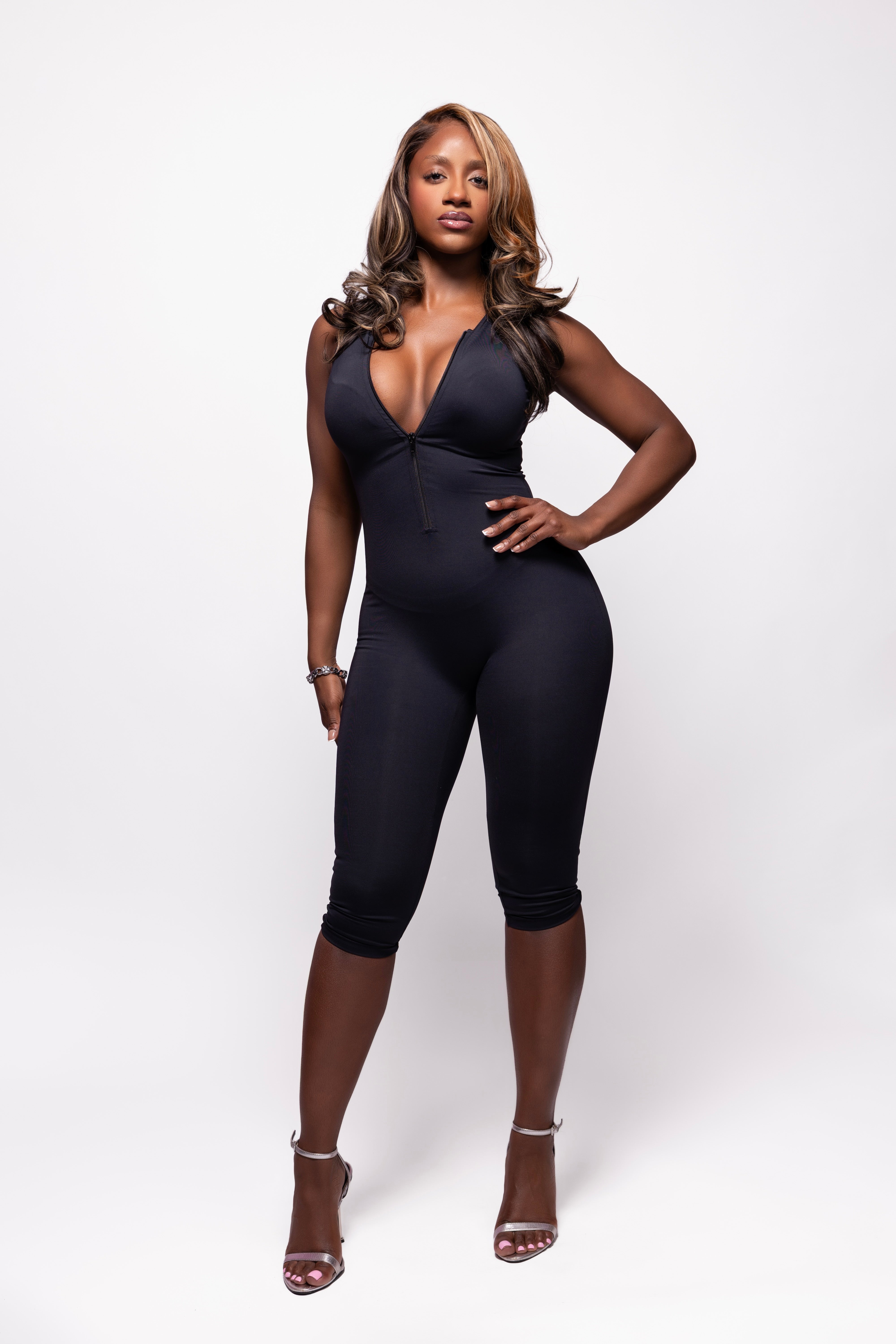 ARI CAPRI-thumbmail-5