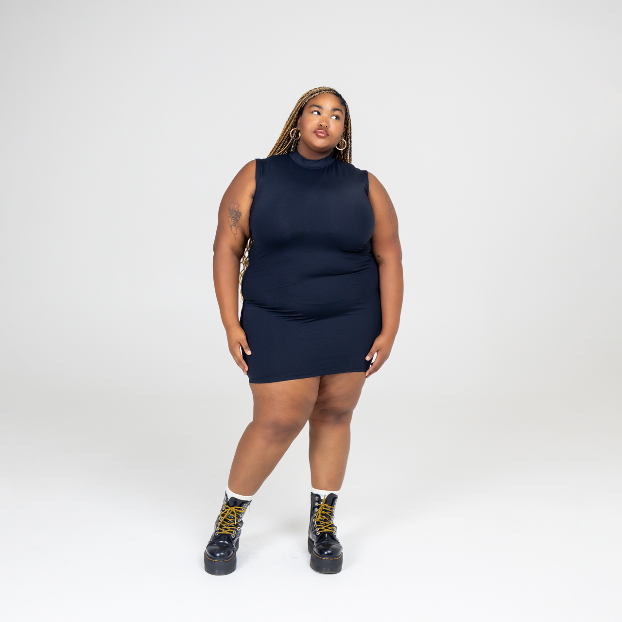 cocomini_victoria_3XL2_Large_a2f375b6-eb17-43e7-8b3e-6cb595113119.png