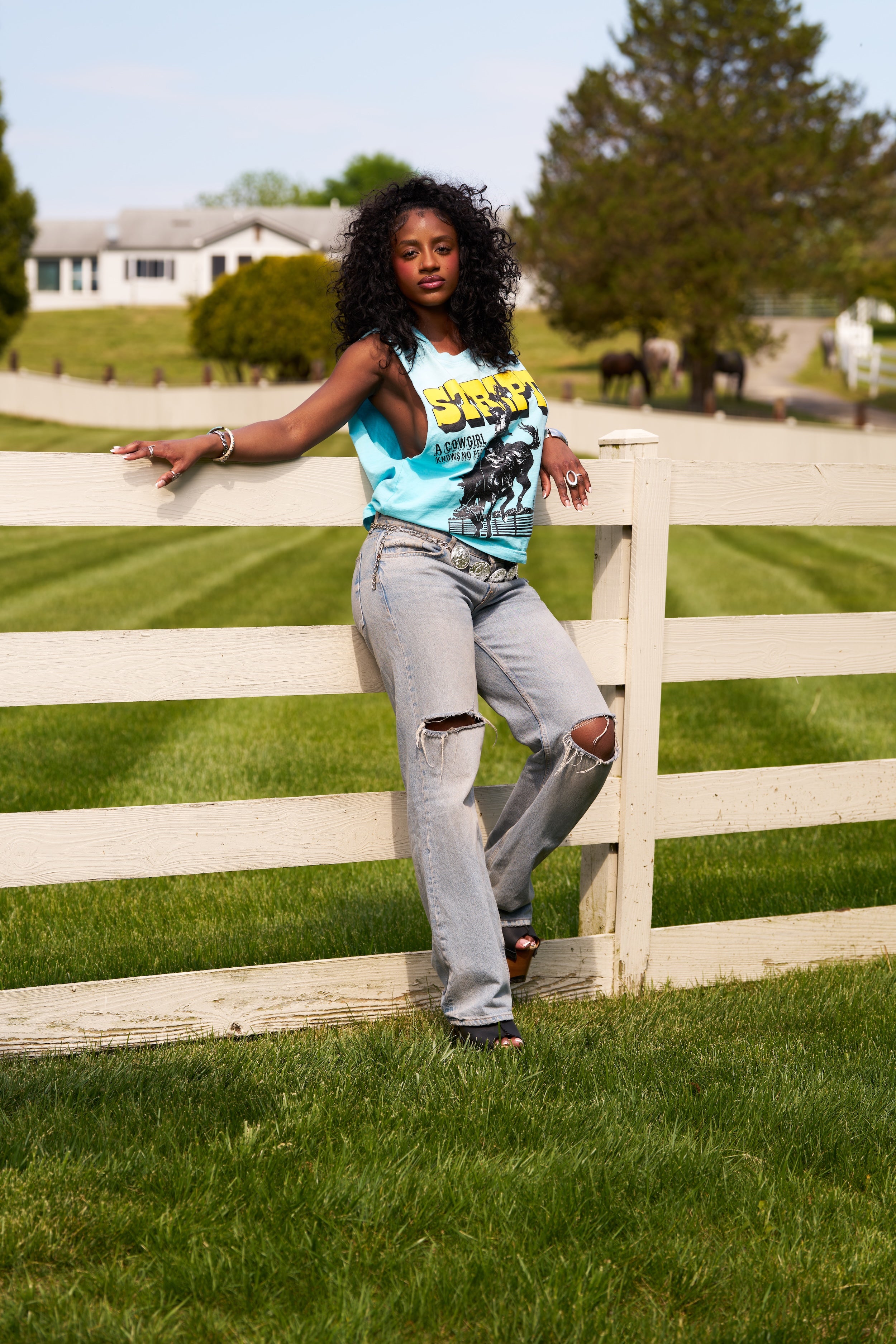 COWGIRL CUT-OFF TEE
