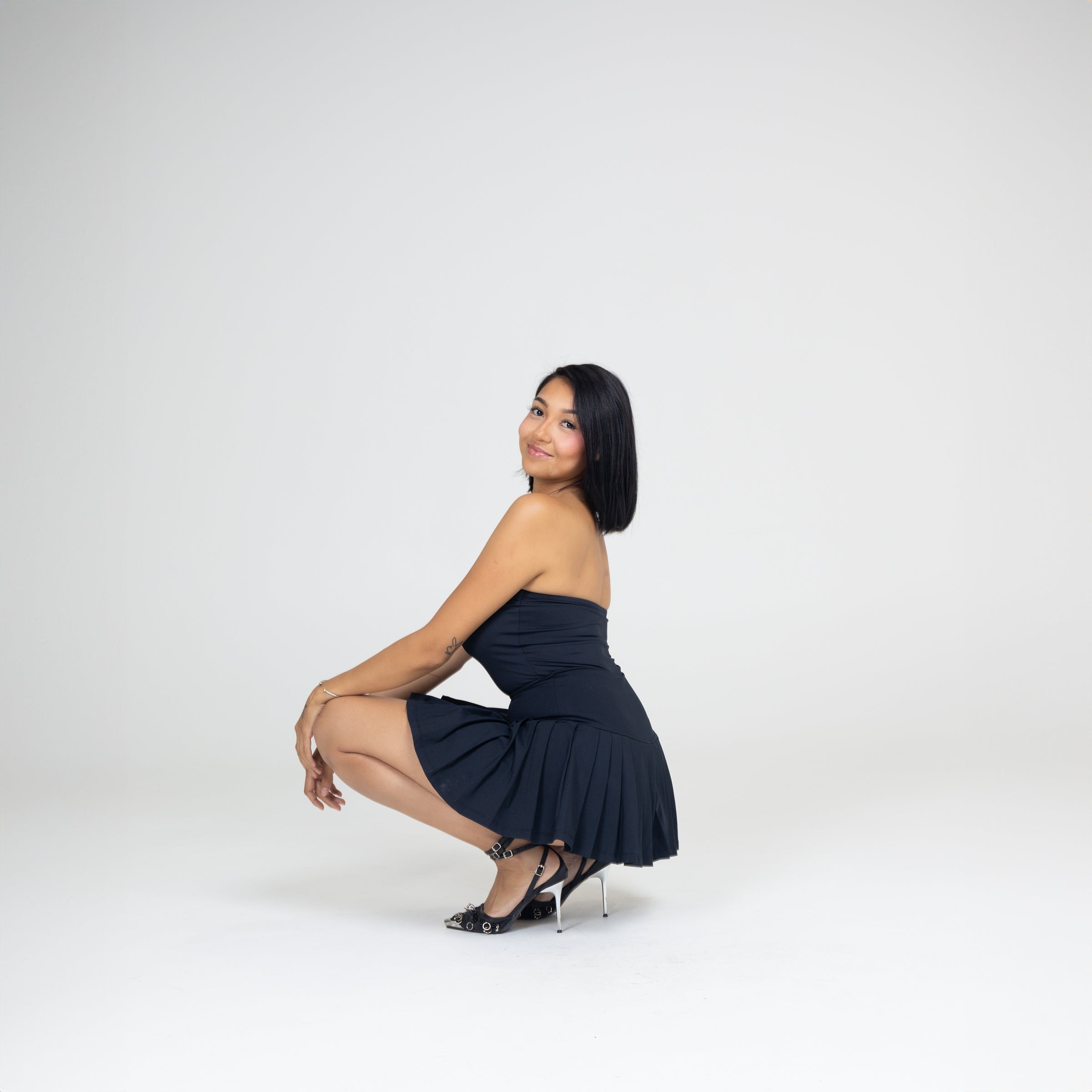 DANIE LEOTARD-thumbmail-6