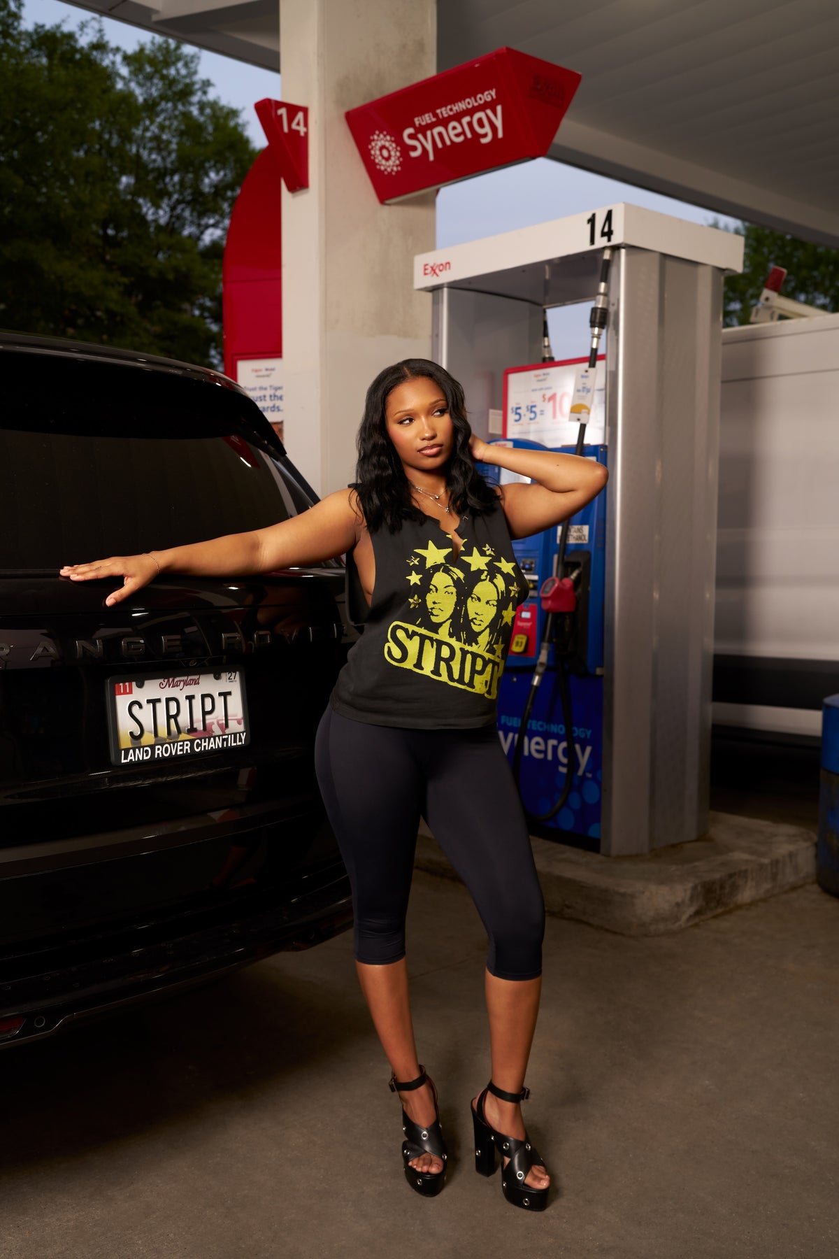 GLAMOUR GIRLZ CUT-OFF TEE