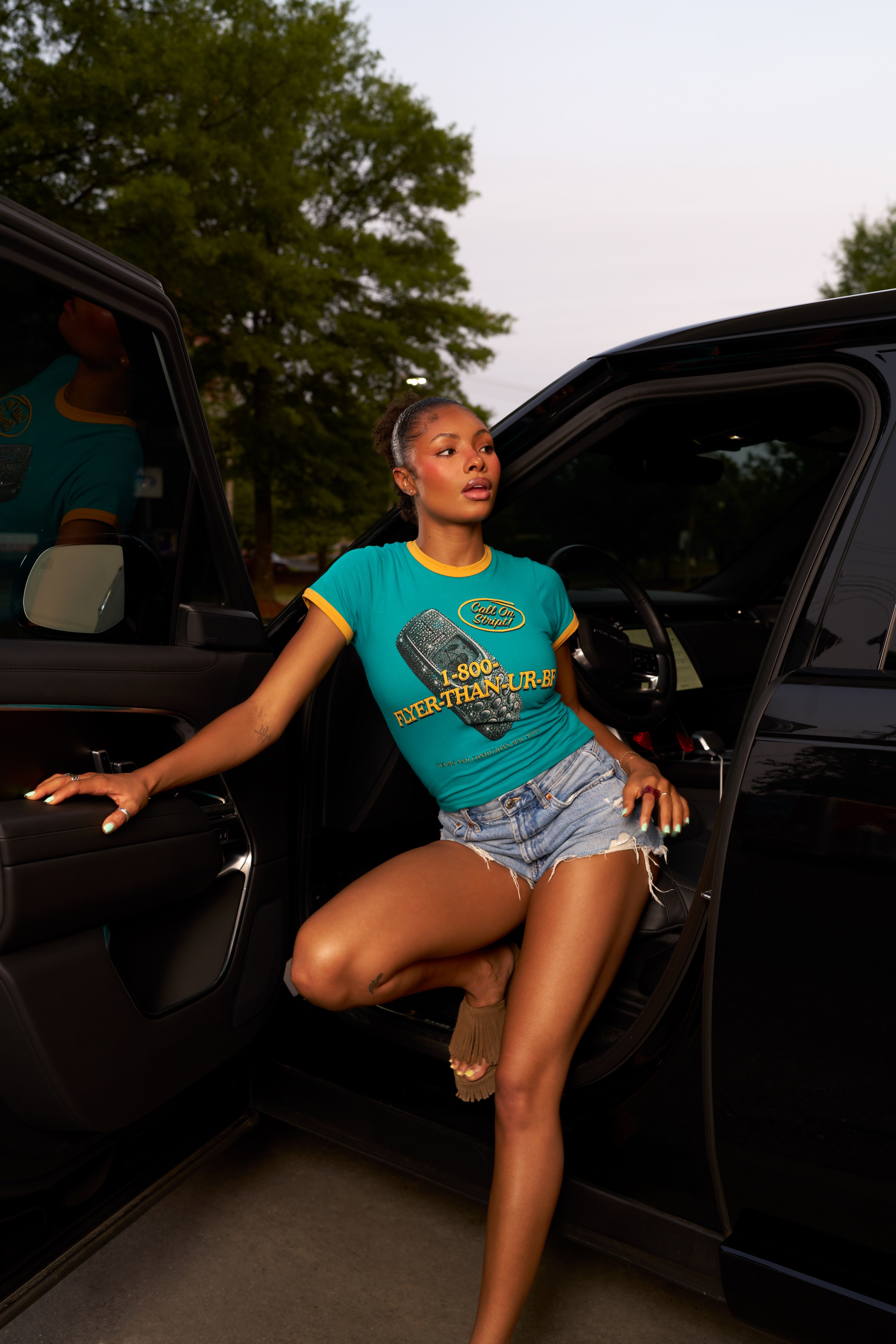 FLYER THAN YOUR BF RINGER TEE-thumbmail-4
