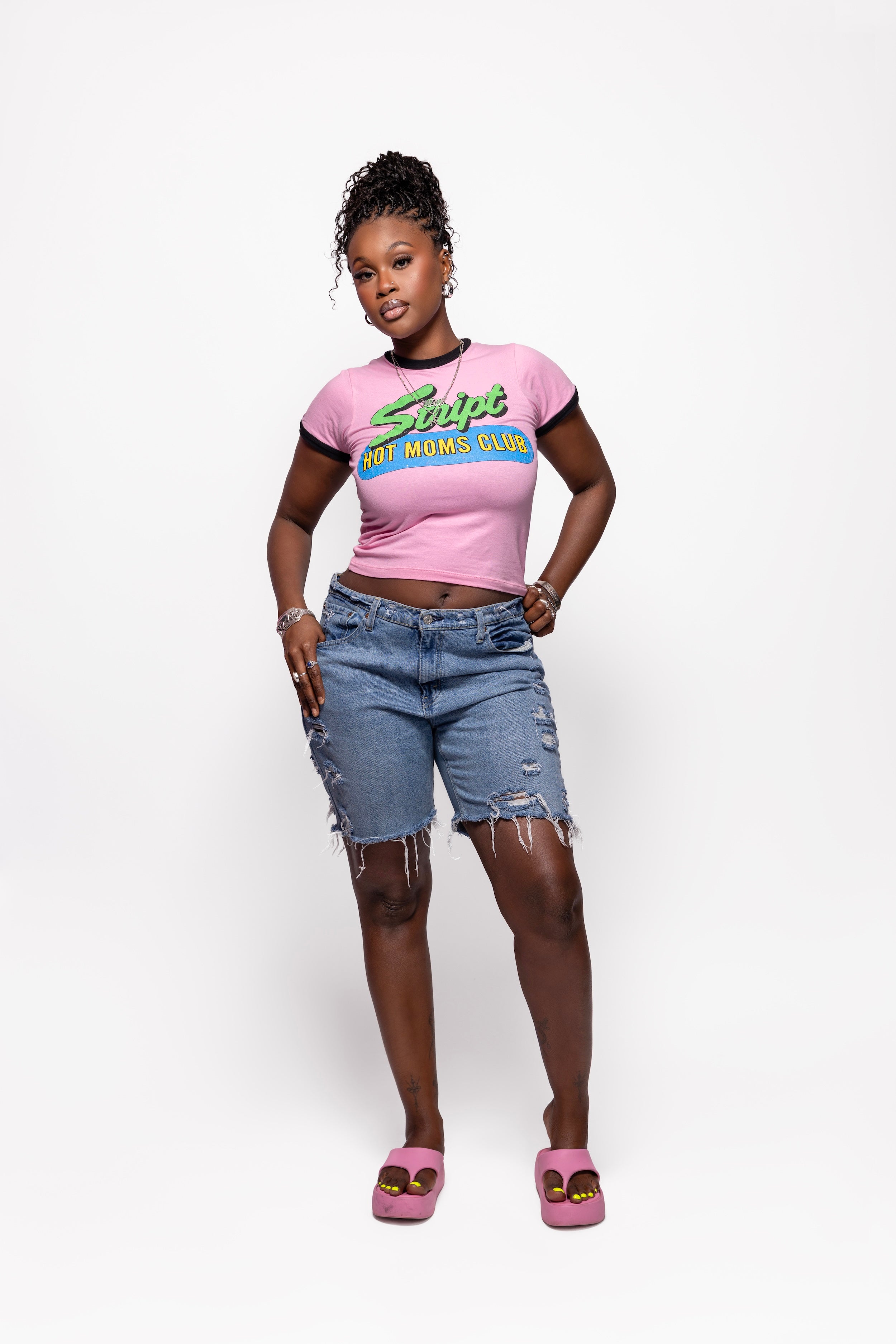 HOT MOMS CLUB RINGER-thumbmail-5