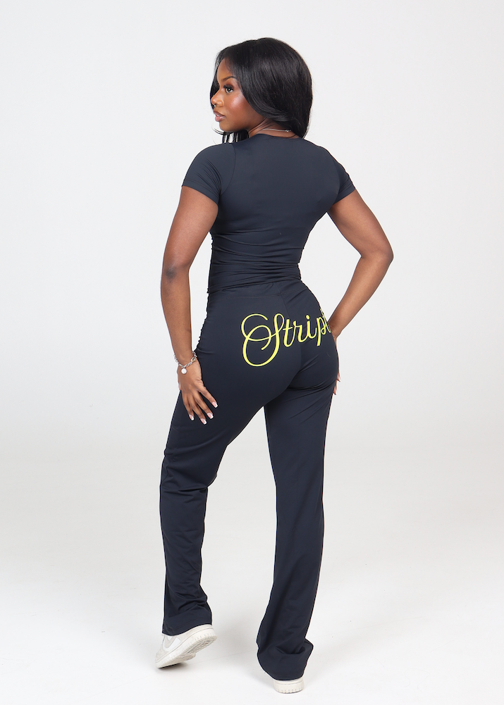 perfect tee cursive